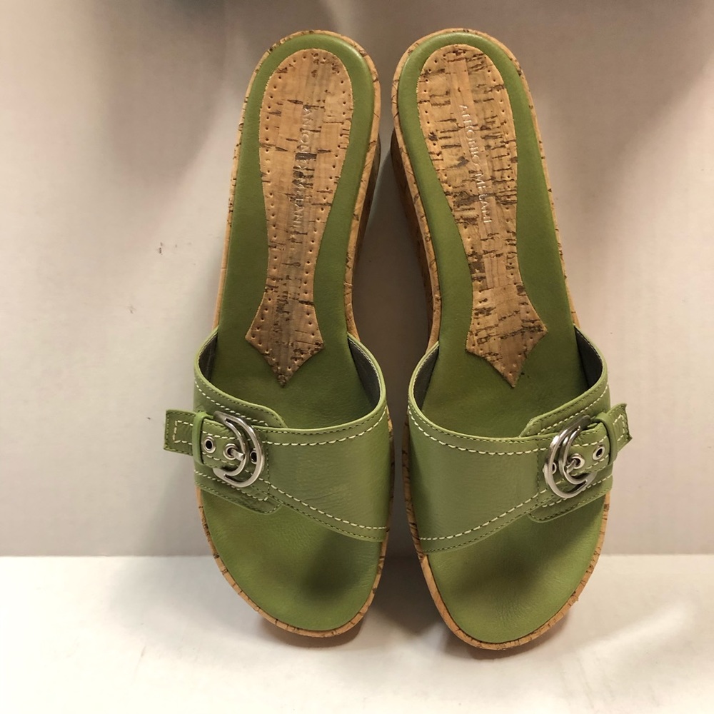 Olive Green Wedge Slide, Antonio Melani size 9 - Picture 4 of 11